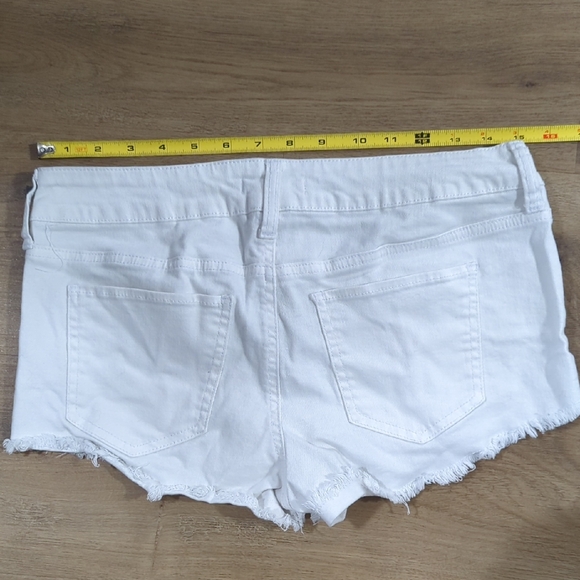 White Denim Women's Shorts - Picture 4 of 5